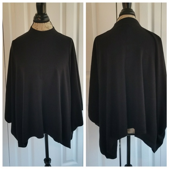 Sweaters - Sweater poncho